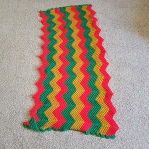 Vintage Crochet Shawl Wrap Throw Blanket‎ Chevron Afghan Handmade Red Gold Green